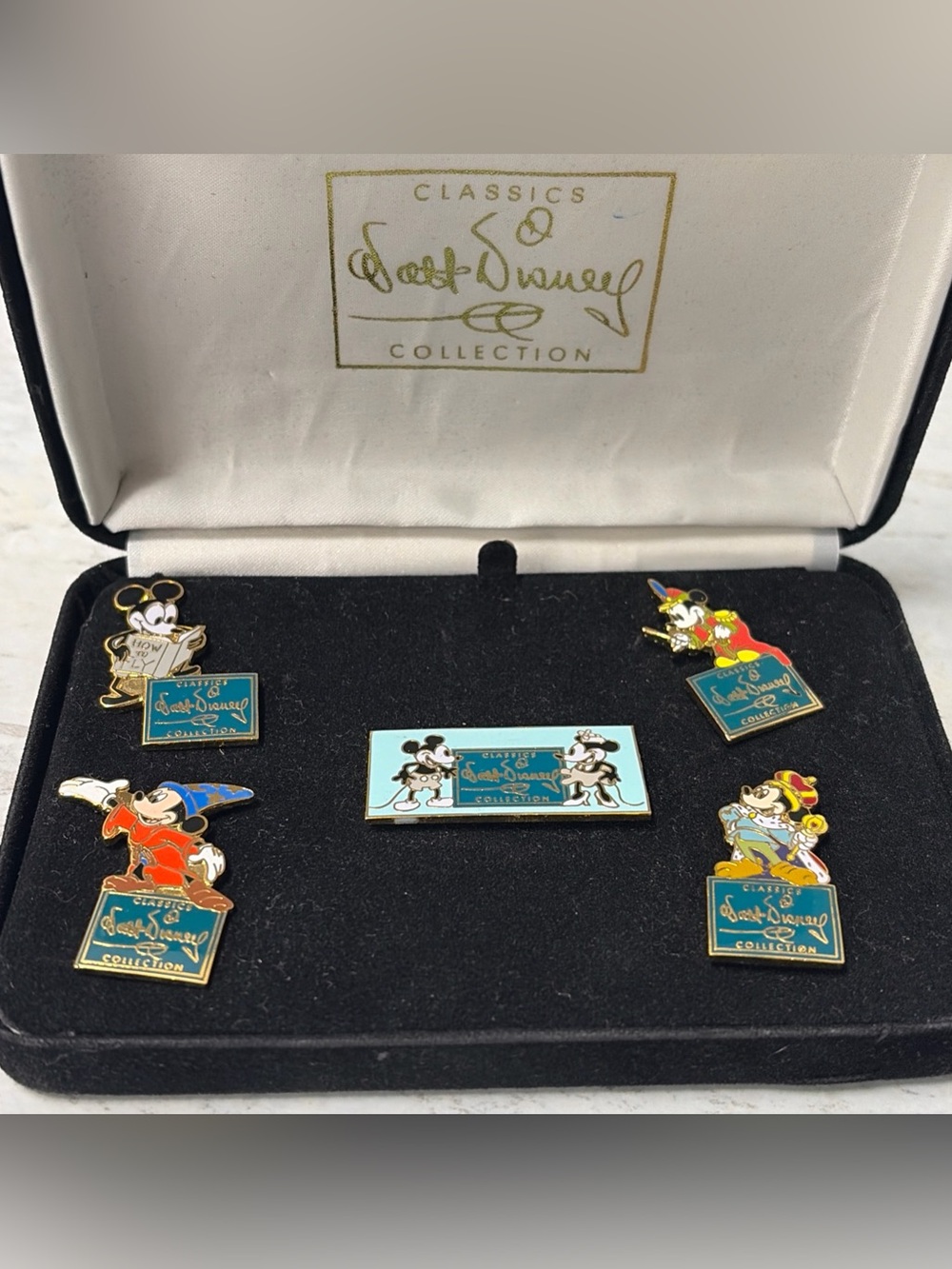 Walt Disney Classics Pin Box Set Mickey Through the Years 70th Anniversary